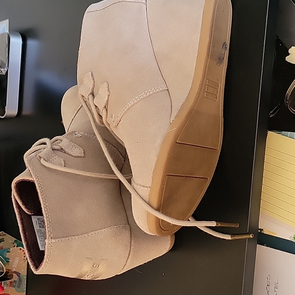 Tom's Wedge Booties - Picture 3 of 3
